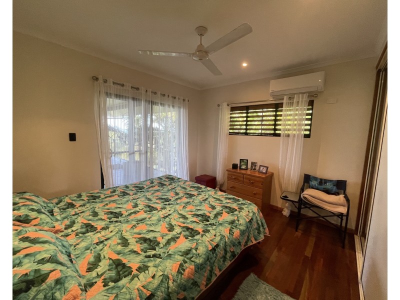 24 Dunkalli Cres, Wongaling Beach QLD 4852