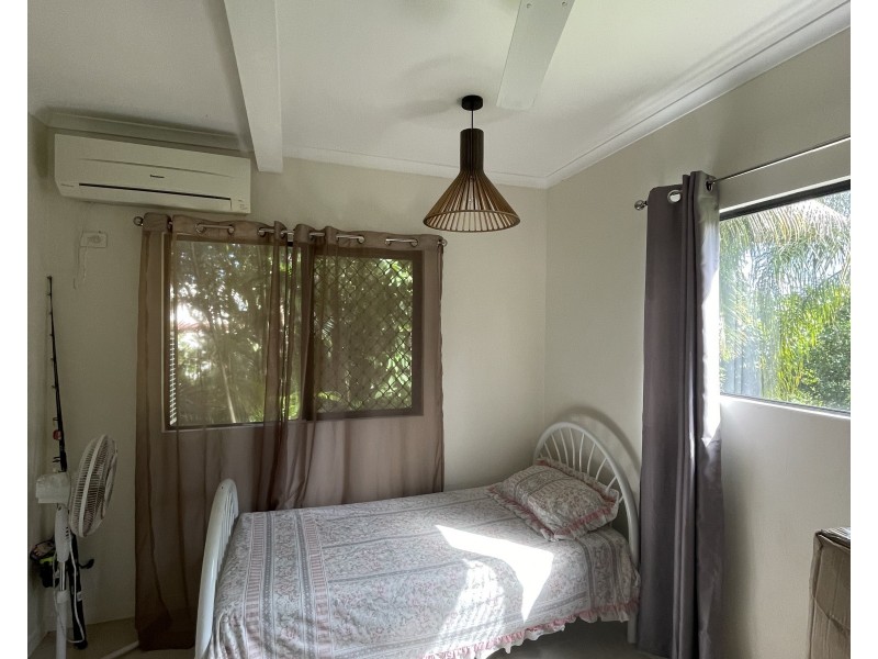 24 Dunkalli Cres, Wongaling Beach QLD 4852