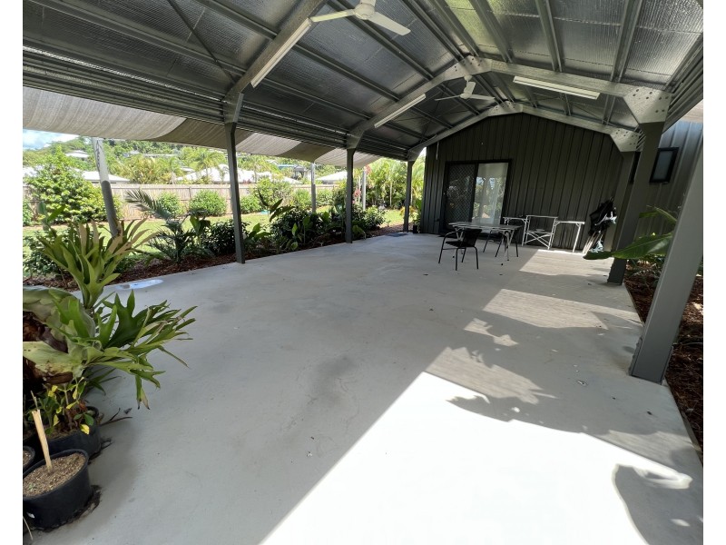 23 Clipper Ct, South Mission Beach QLD 4852