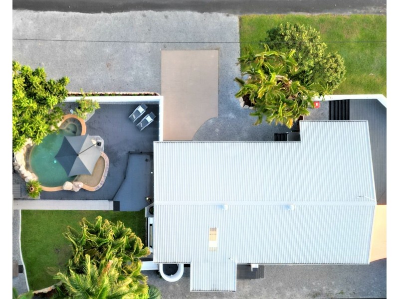 25 Banfield Pde, Wongaling Beach QLD 4852