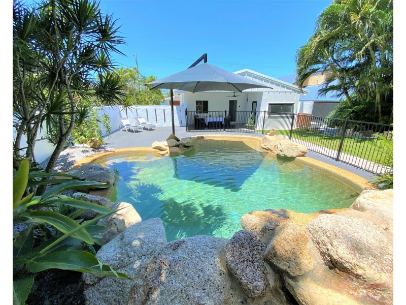 25 Banfield Pde, Wongaling Beach QLD 4852