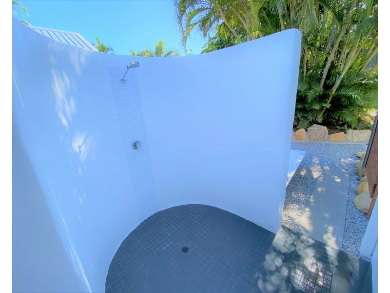 25 Banfield Pde, Wongaling Beach QLD 4852