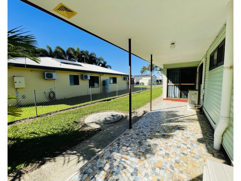 12 Francis Martin St, El Arish QLD 4855