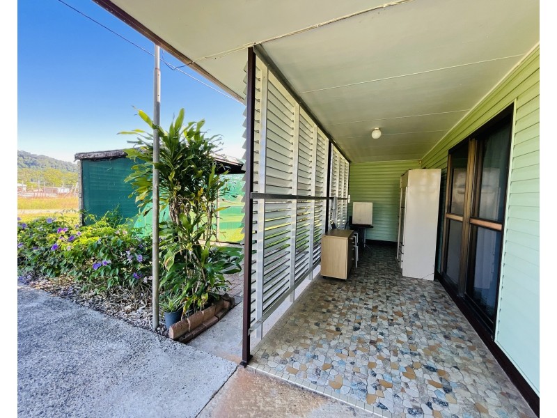 12 Francis Martin St, El Arish QLD 4855
