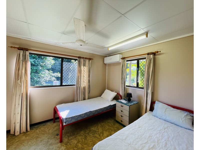 12 Francis Martin St, El Arish QLD 4855