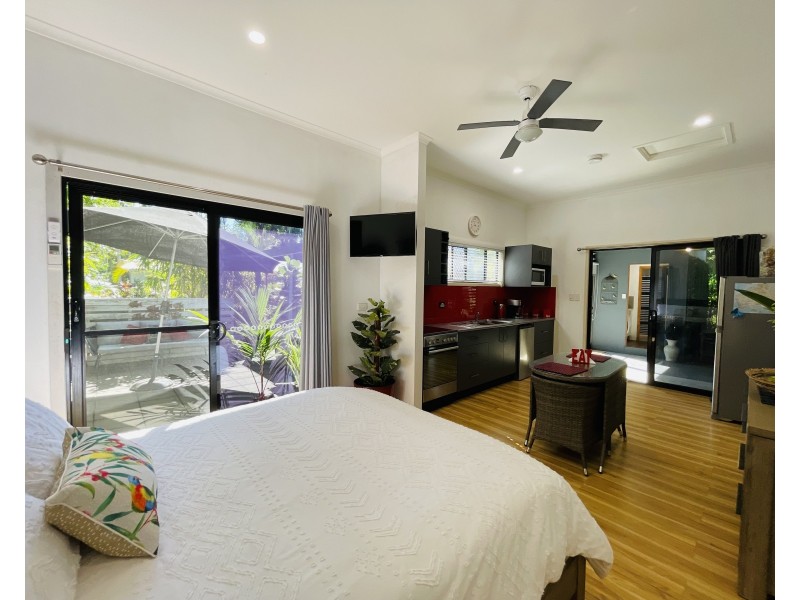 6 Sanctuary Cres, Wongaling Beach QLD 4852