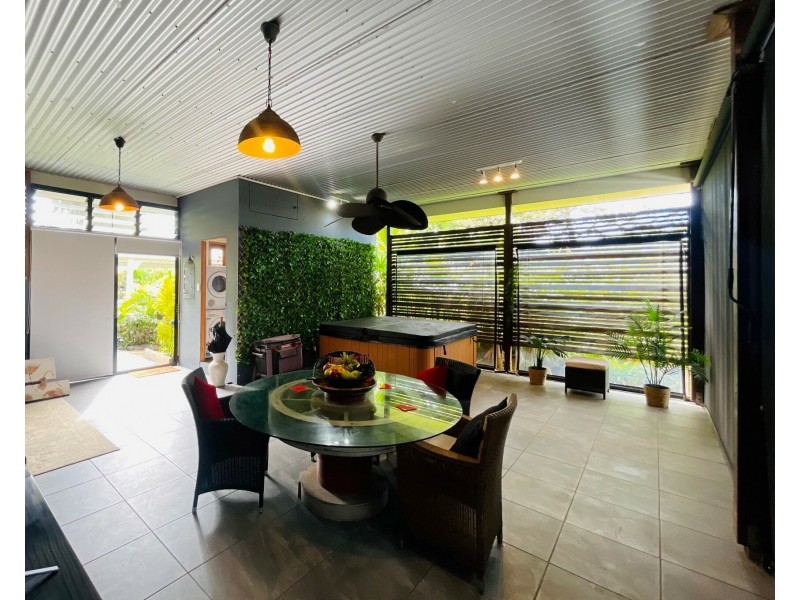 6 Sanctuary Cres, Wongaling Beach QLD 4852