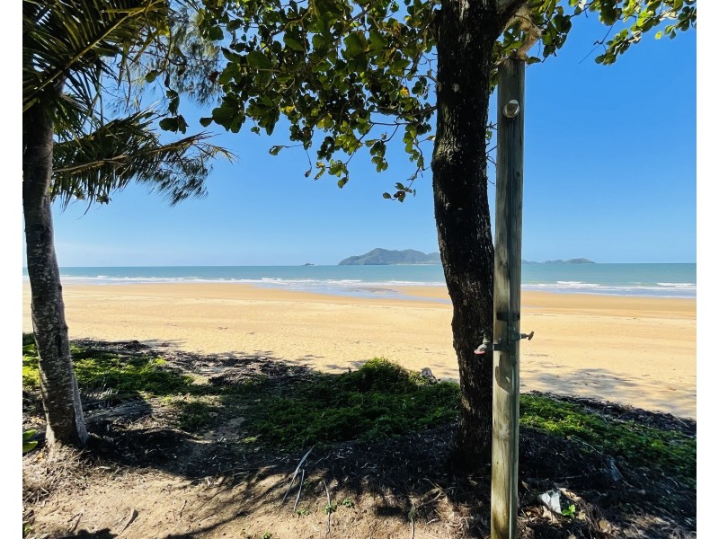 144 Kennedy Esplanade, South Mission Beach QLD 4852