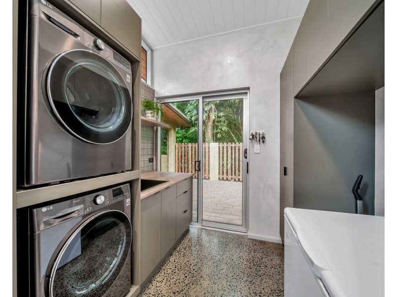 19 Mission Cir, Wongaling Beach QLD 4852
