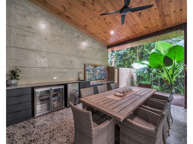 19 Mission Cir, Wongaling Beach QLD 4852