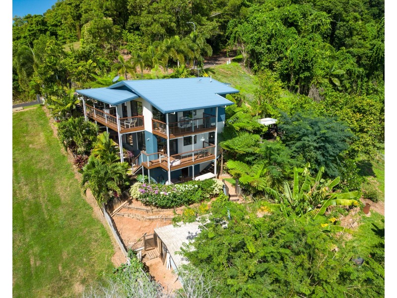 32 Campbell Tce, South Mission Beach QLD 4852
