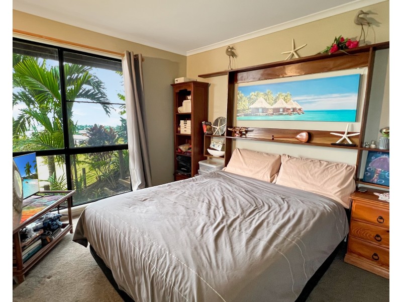 32 Campbell Tce, South Mission Beach QLD 4852