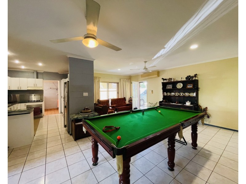 5 Jessie Lane, South Mission Beach QLD 4852