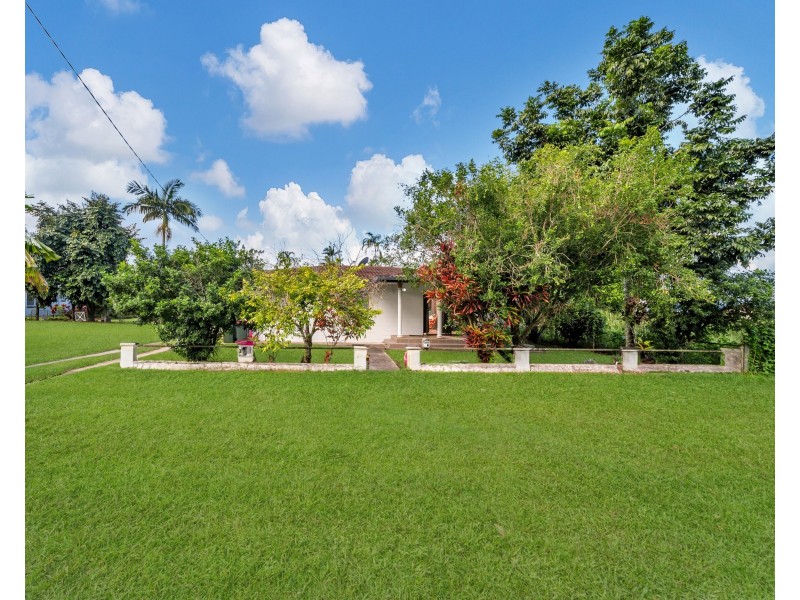 20 Bryant St, Tully QLD 4854