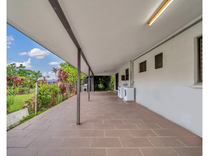 20 Bryant St, Tully QLD 4854