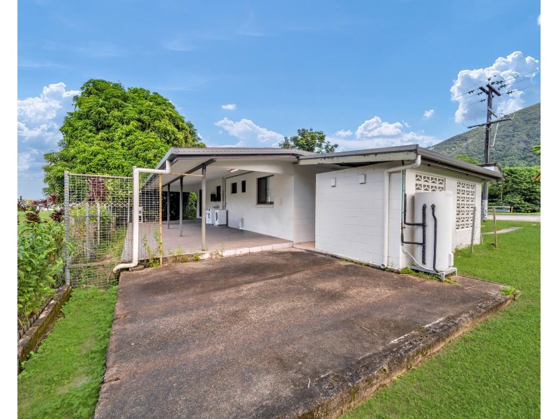 20 Bryant St, Tully QLD 4854
