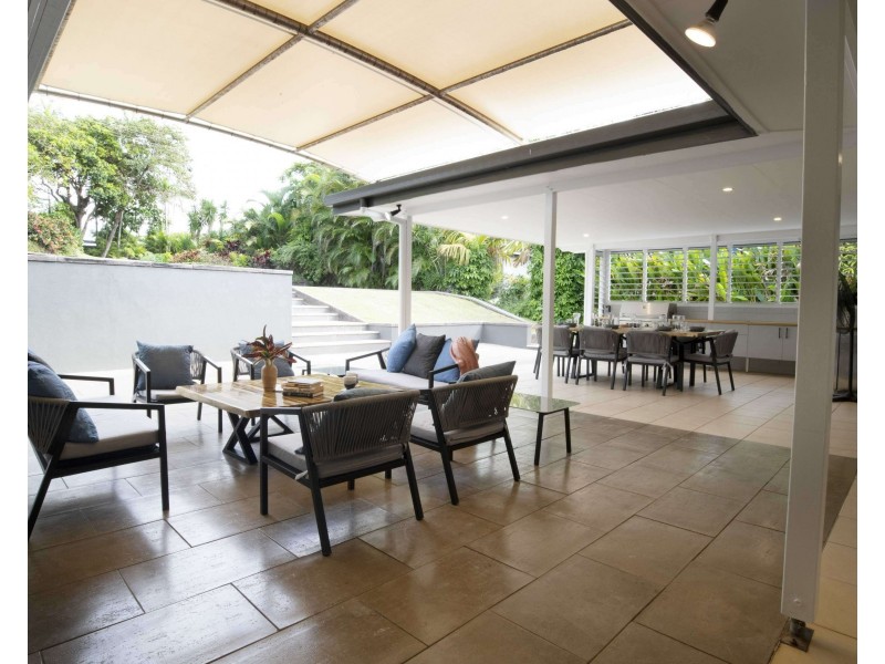 21 Mitchell Street, South Mission Beach QLD 4852