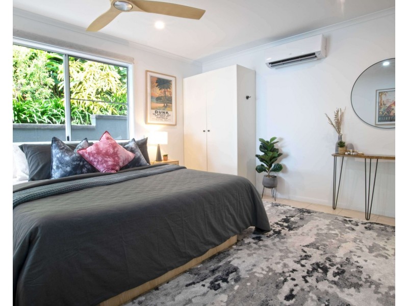 21 Mitchell Street, South Mission Beach QLD 4852