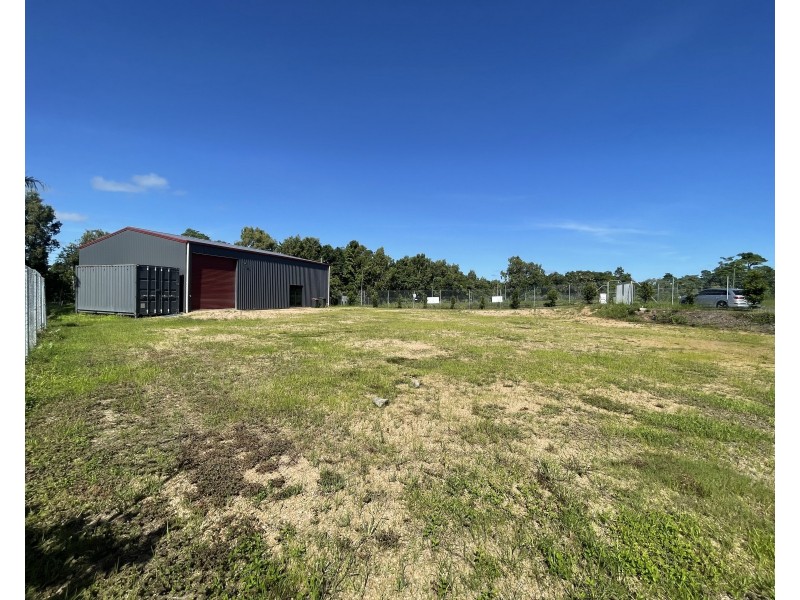 17 Shepherd Cl, Mission Beach QLD 4852