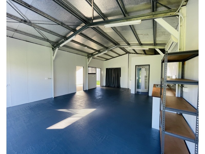 8 Albert St, Silkwood QLD 4856