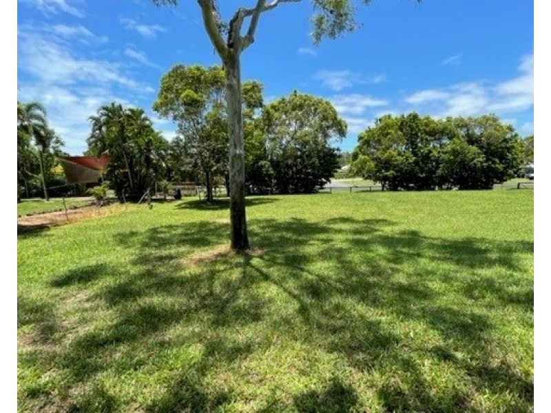 71 (Lot 5) Conch Street, Mission Beach QLD 4852
