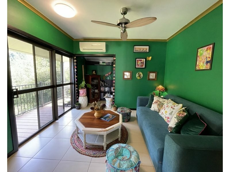 7 Kirk St, Tully QLD 4854