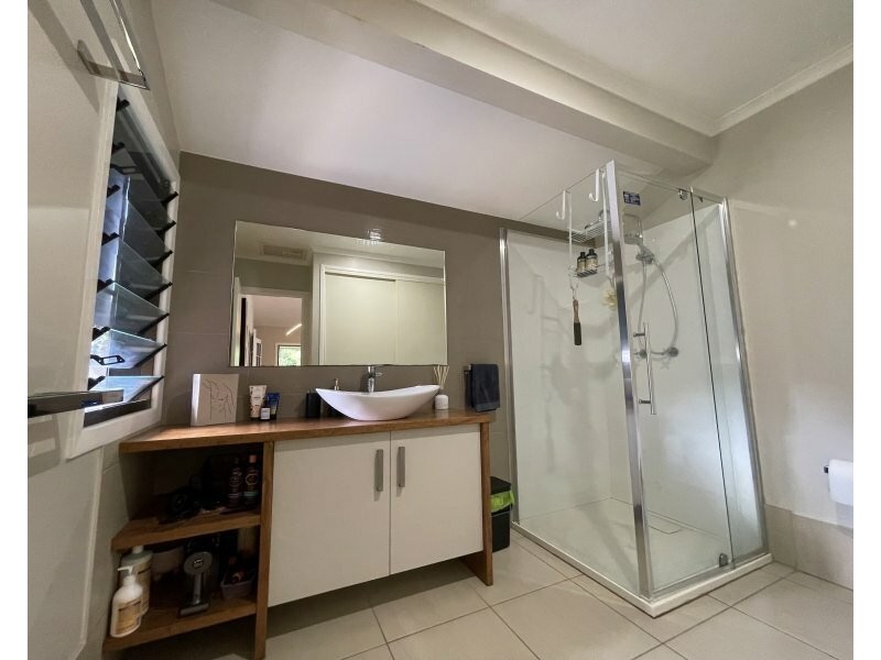7 Kirk St, Tully QLD 4854