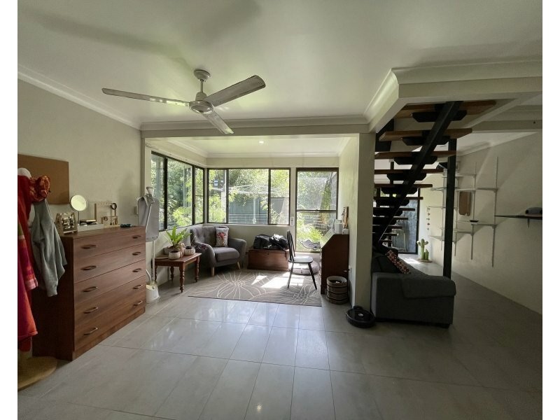 7 Kirk St, Tully QLD 4854