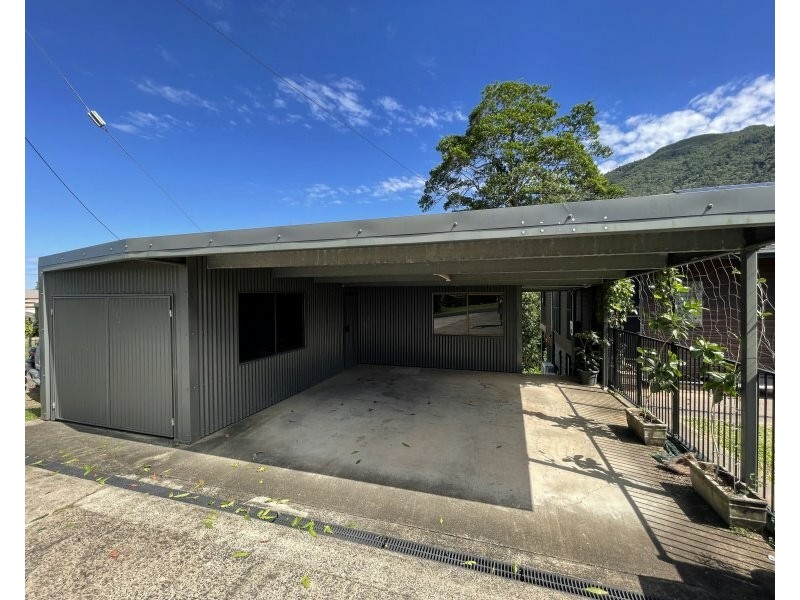 7 Kirk St, Tully QLD 4854