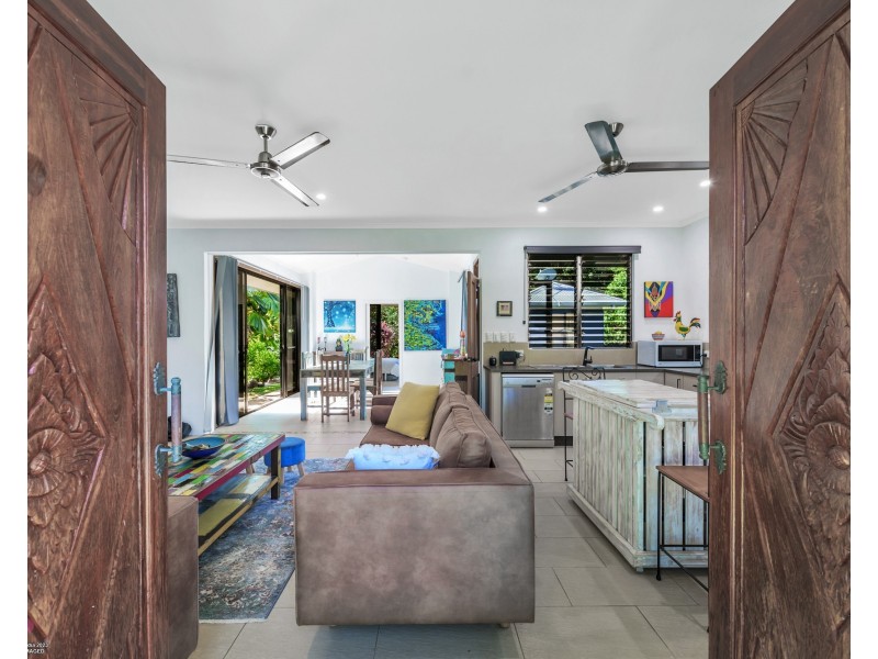 37 Pacific View Dr, Wongaling Beach QLD 4852