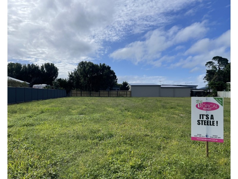 6 Nautilus St, Mission Beach QLD 4852