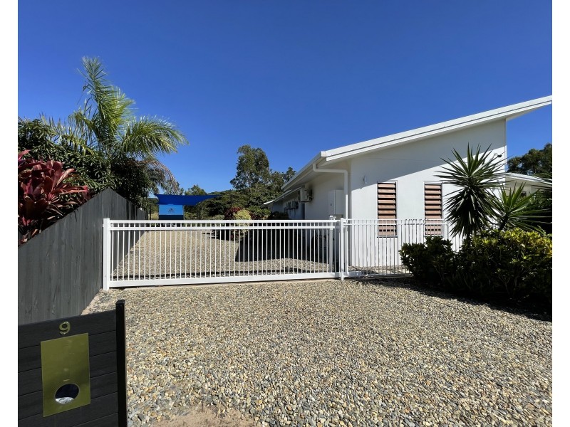 9 Shore St, Wongaling Beach QLD 4852