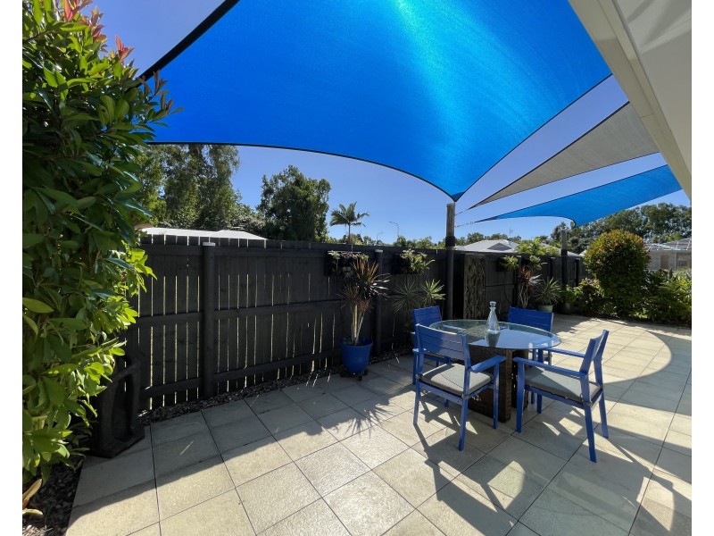 9 Shore St, Wongaling Beach QLD 4852