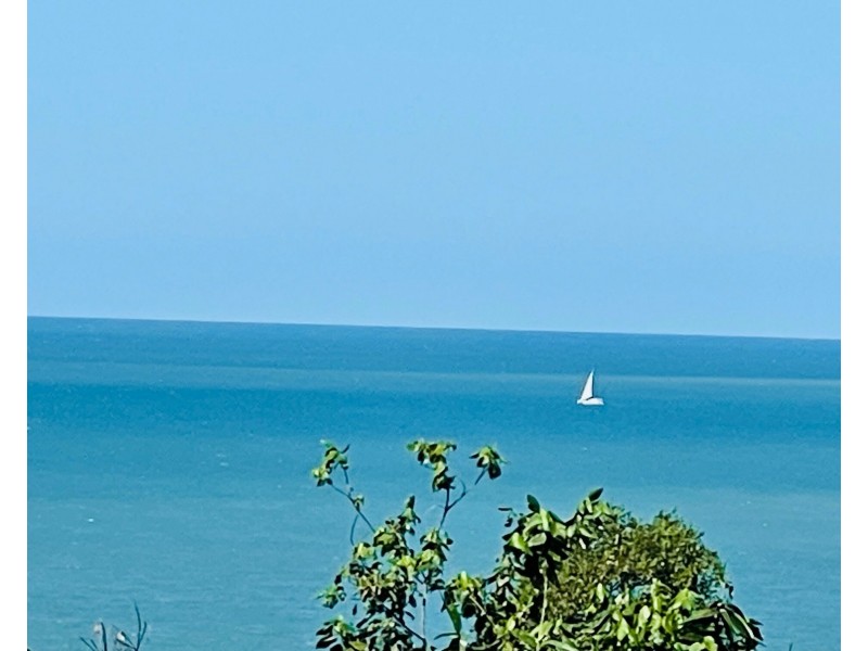 2/23 The Boulevard, South Mission Beach QLD 4852