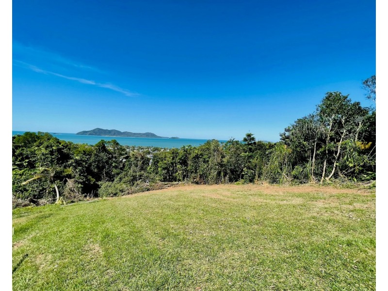 2/23 The Boulevard, South Mission Beach QLD 4852