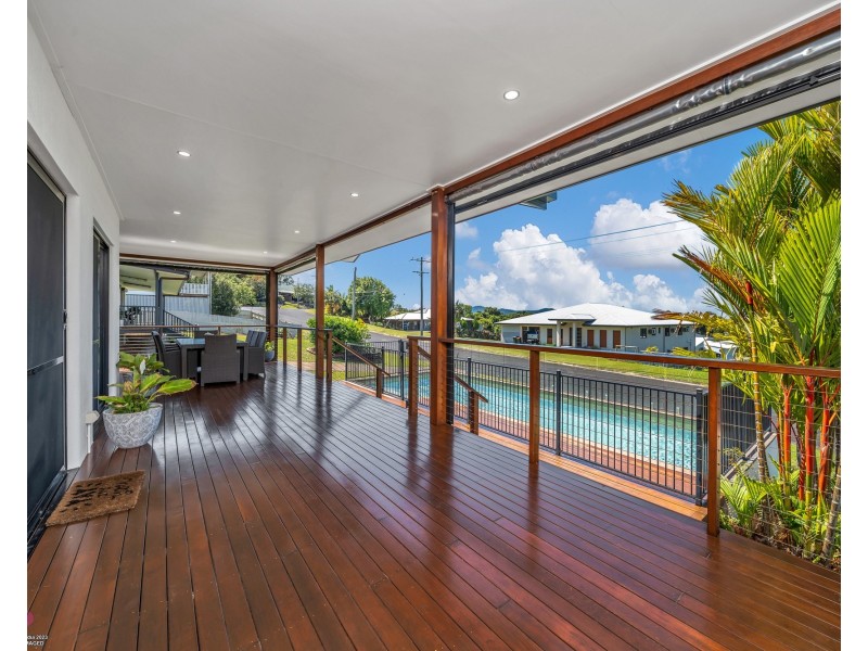 19 Admiralty St, South Mission Beach QLD 4852