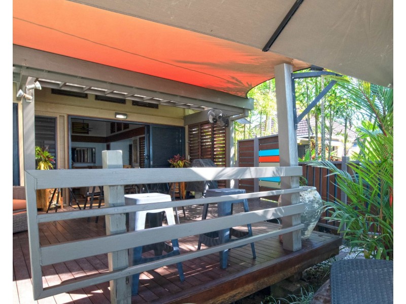 Unit 1/18-20 Reid Rd, Wongaling Beach QLD 4852