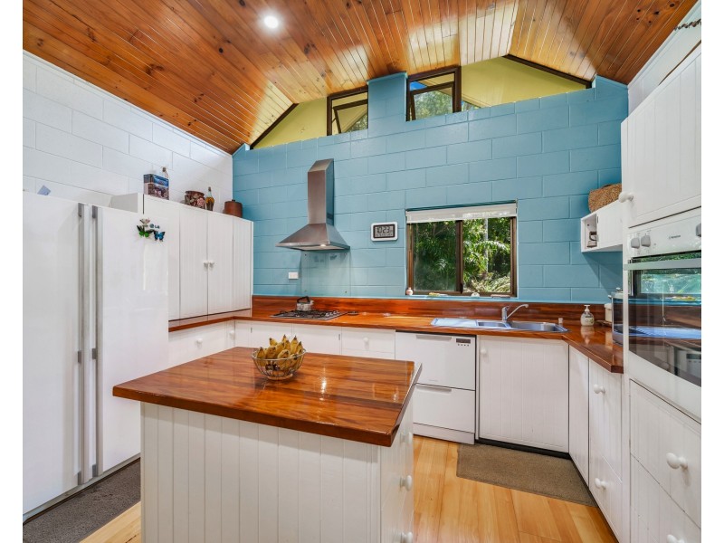 2011 Tully Mission Beach Rd, Wongaling Beach QLD 4852