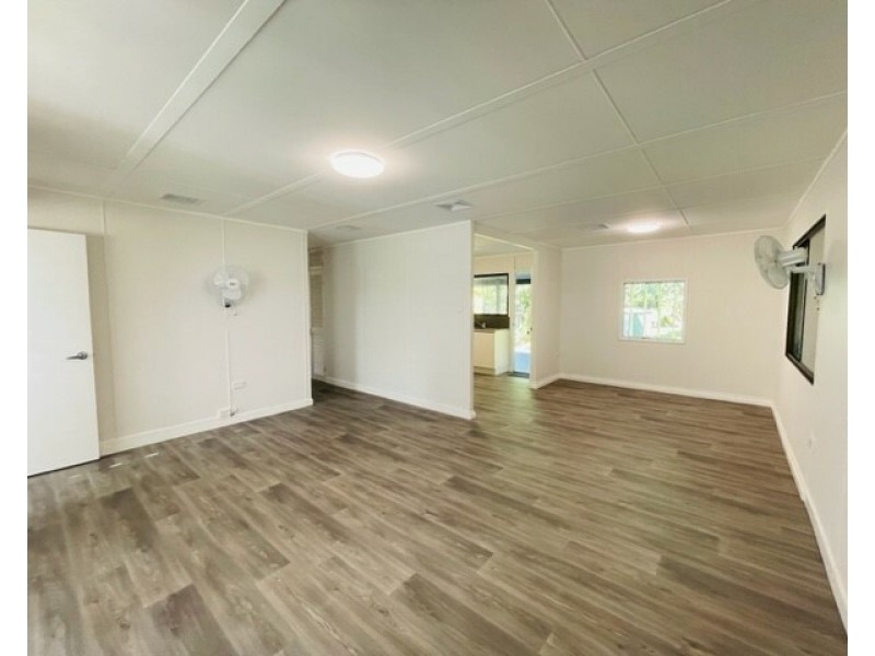 13 Webb Ct, Bingil Bay QLD 4852