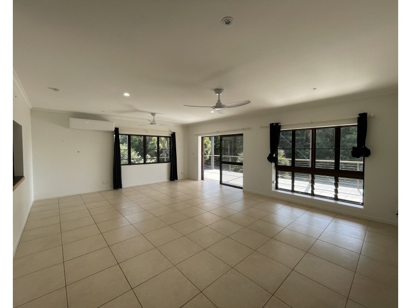 Unit 3/109 Reid Rd, Wongaling Beach QLD 4852