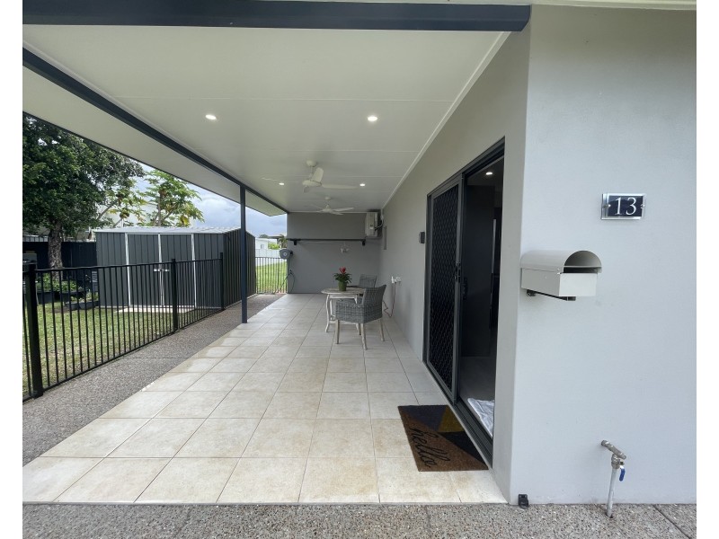 13 Rise Cres, Mission Beach QLD 4852