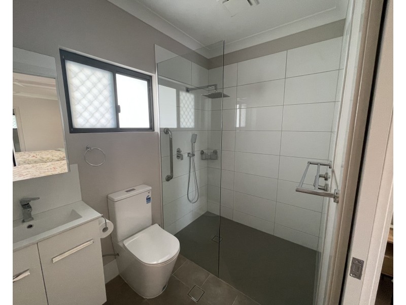 13 Rise Cres, Mission Beach QLD 4852