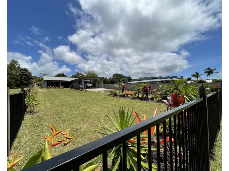 18 Nivosa Ct, Mission Beach QLD 4852