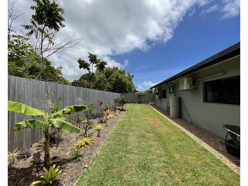 18 Nivosa Ct, Mission Beach QLD 4852