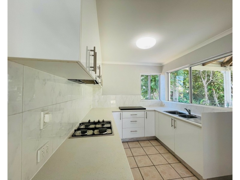 75 Holland St, Wongaling Beach QLD 4852