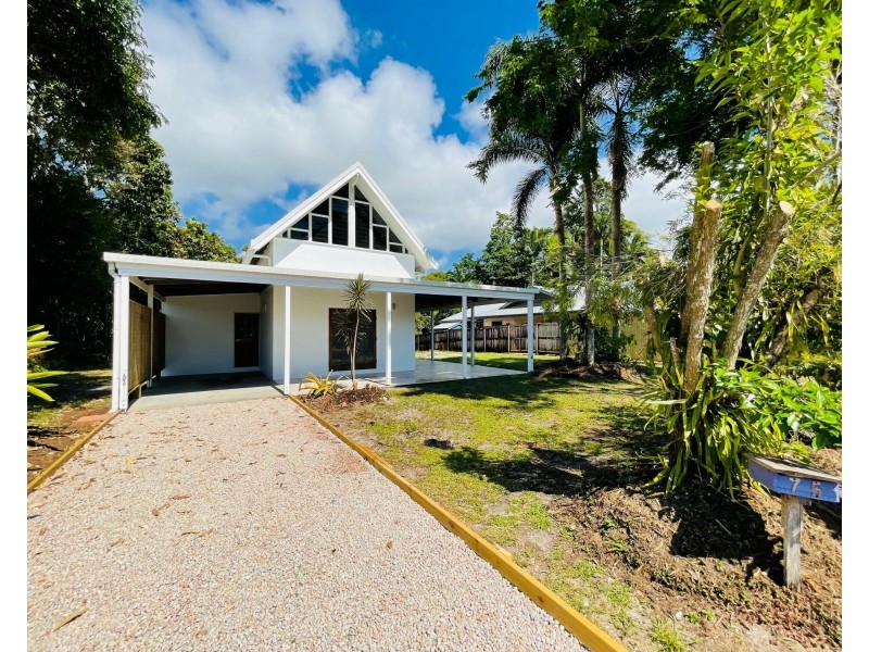 75 Holland St, Wongaling Beach QLD 4852