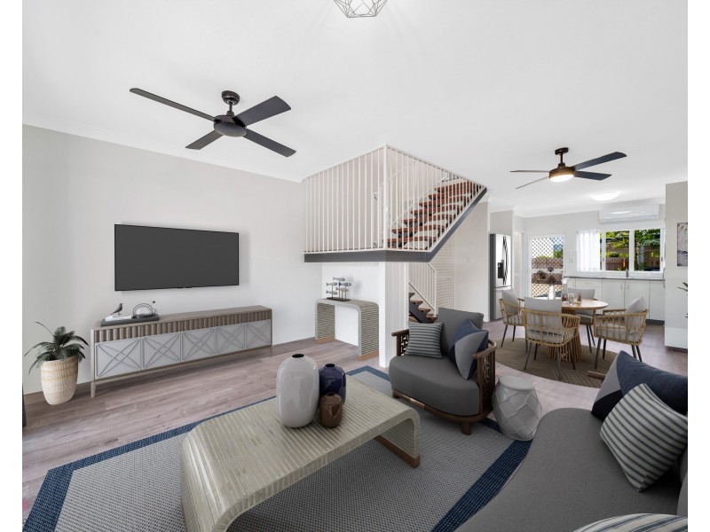 Unit 3/4 Hilliar St, Wongaling Beach QLD 4852