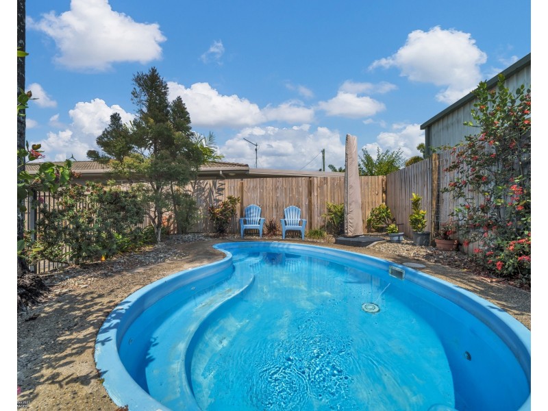 Unit 3/4 Hilliar St, Wongaling Beach QLD 4852