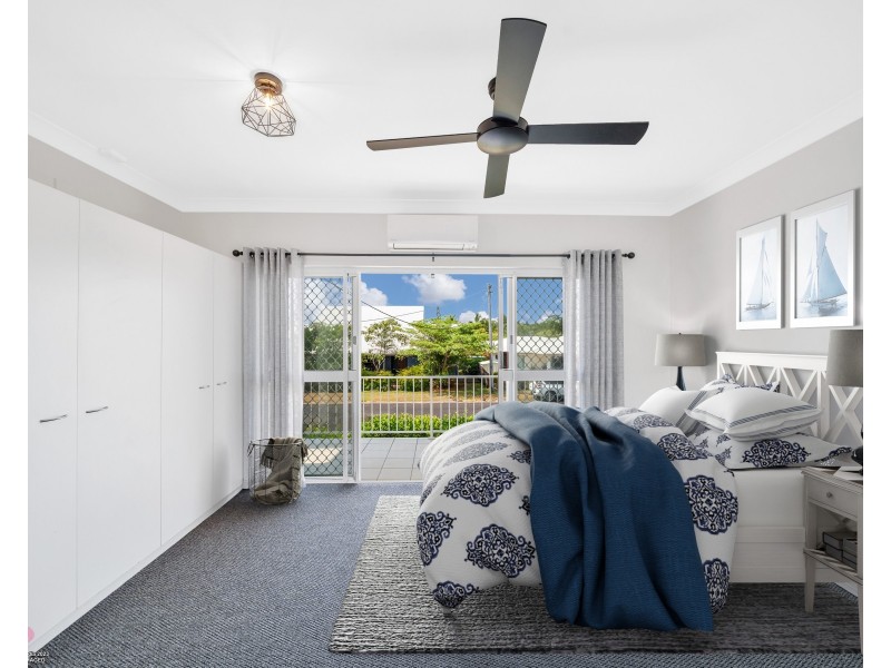 Unit 3/4 Hilliar St, Wongaling Beach QLD 4852