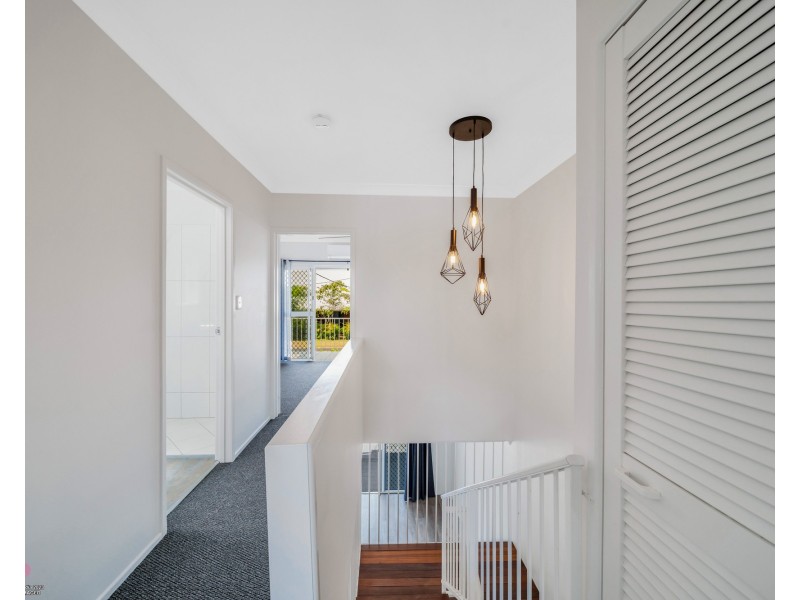 Unit 3/4 Hilliar St, Wongaling Beach QLD 4852